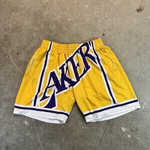 Mitchell & Ness Hardwood Classics Los Angeles Lakers Yellow Shorts Mens Sz M